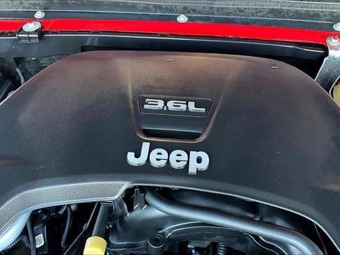 Used 2020 Jeep Wrangler Unlimited Rubicon image 32