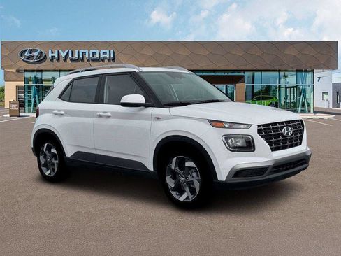 New 2026 Hyundai Venue SEL FWD image 10