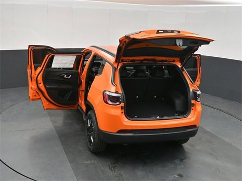 New 2026 Jeep Compass Latitude image 50