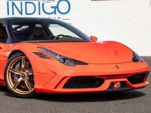 Used 2015 Ferrari 458 Speciale Coupe RWD image 5