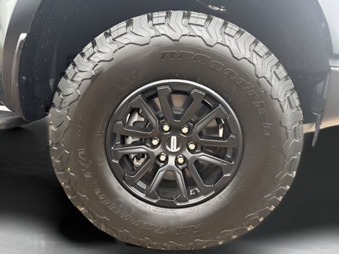 New 2025 Ford F150 Raptor AWD/4WD image 25