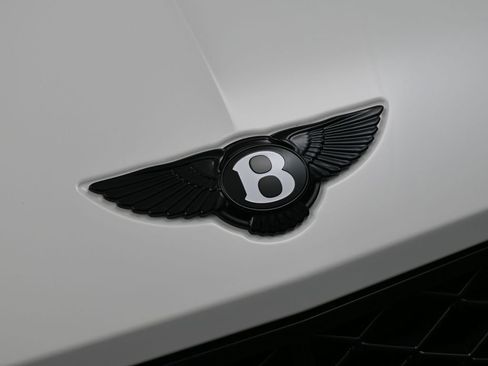 New 2026 Bentley Continental GTC AWD/4WD image 13