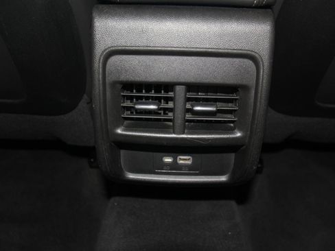 Used 2022 Cadillac XT4 Premium Luxury w/ Driver Awareness Package FWD image 18