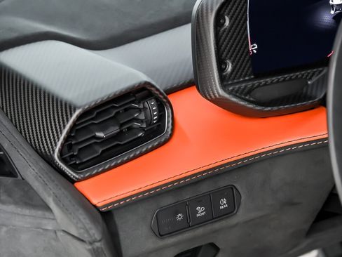 Used 2024 Lamborghini Revuelto AWD/4WD image 27