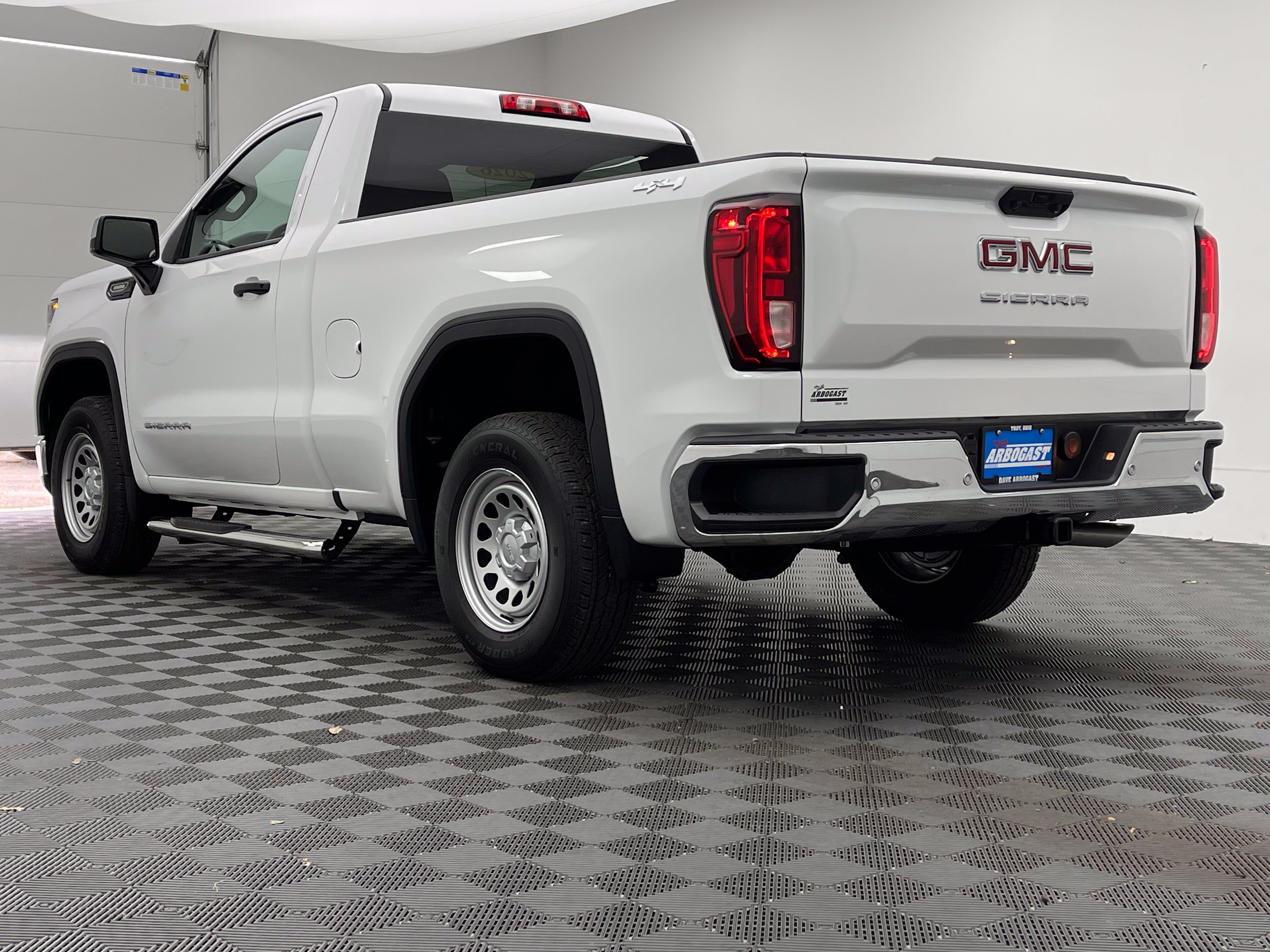 Used 2026 GMC Sierra 1500 Pro w/ Pro Value Package AWD/4WD image 8