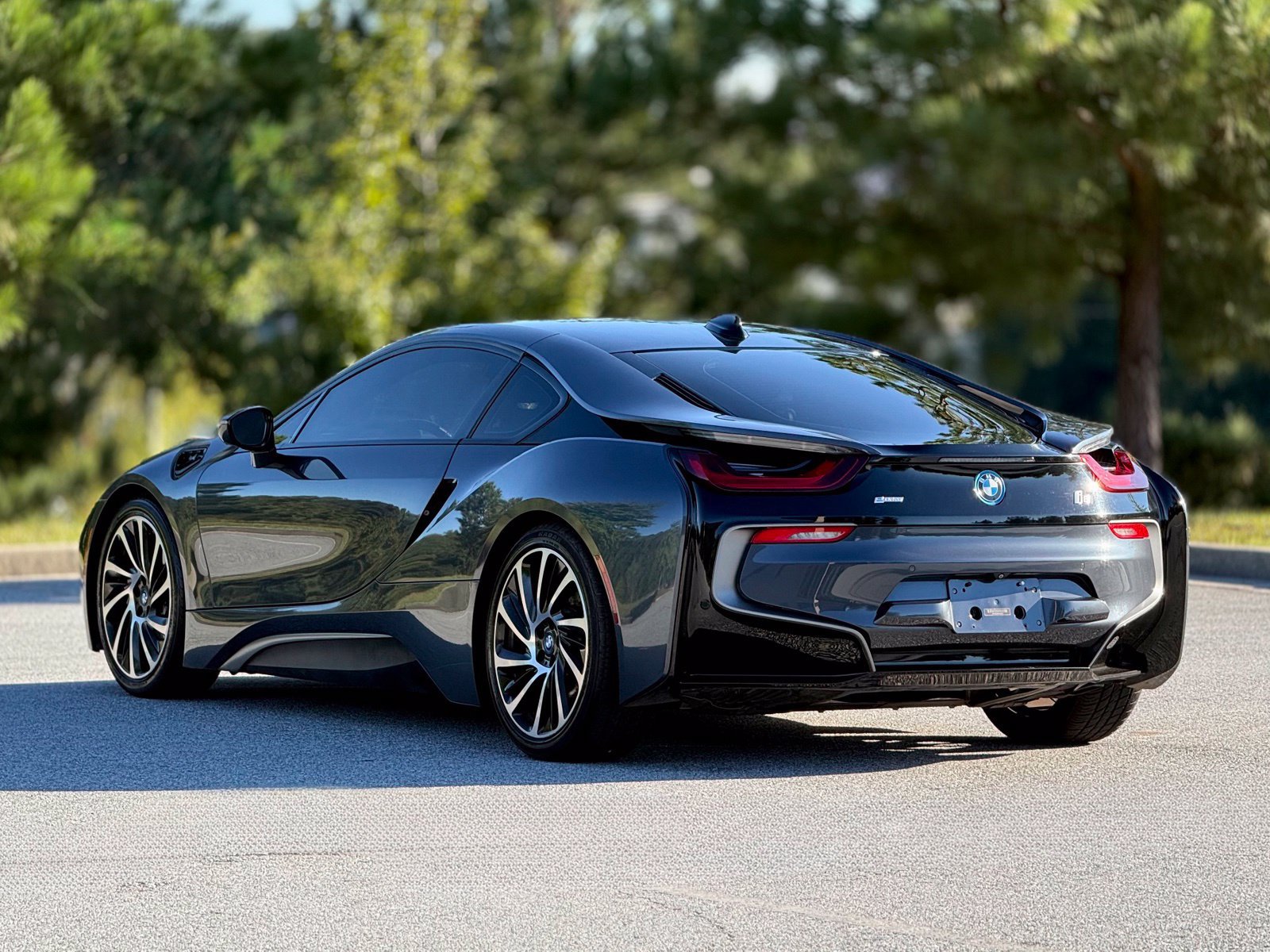 Used 2017 BMW i8 AWD/4WD image 10