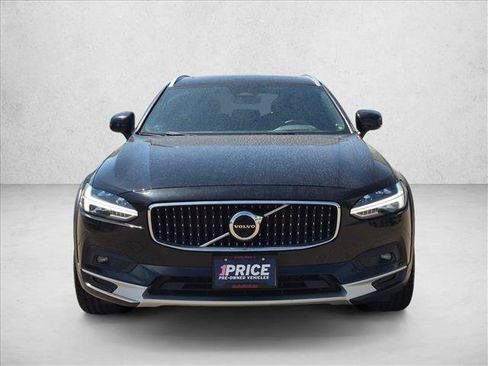 Used 2022 Volvo V90 B6 Cross Country w/ Advanced Package AWD/4WD image 13