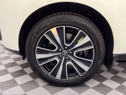 Used 2023 Land Rover Range Rover SV AWD/4WD image 13