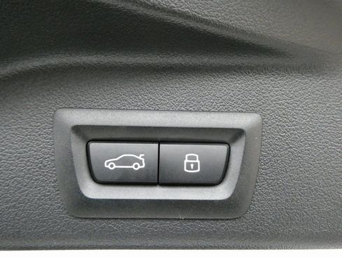 Used 2026 BMW X5 M60i image 28