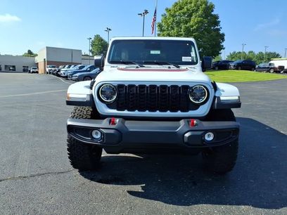 New 2026 Jeep Wrangler Unlimited Sport w/ Dual Top Group