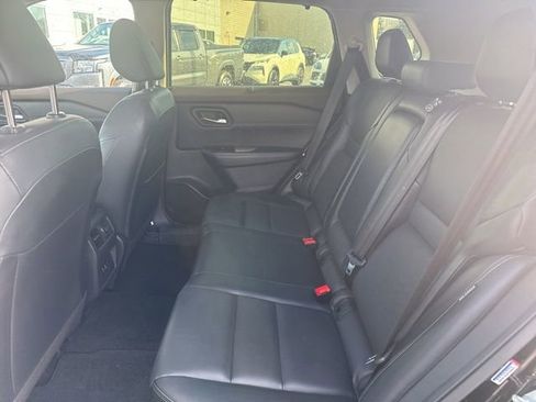 Certified 2023 Nissan Rogue SV w/ SV Premium B Package image 13