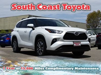 Used 2023 Toyota Highlander XLE