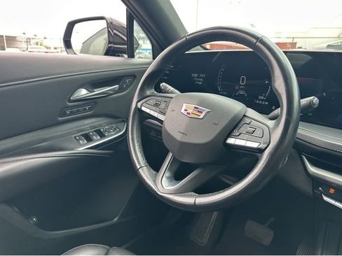Certified 2024 Cadillac XT4 Premium Luxury FWD image 27