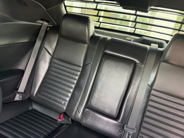 Used 2013 Dodge Challenger R/T RWD image 13
