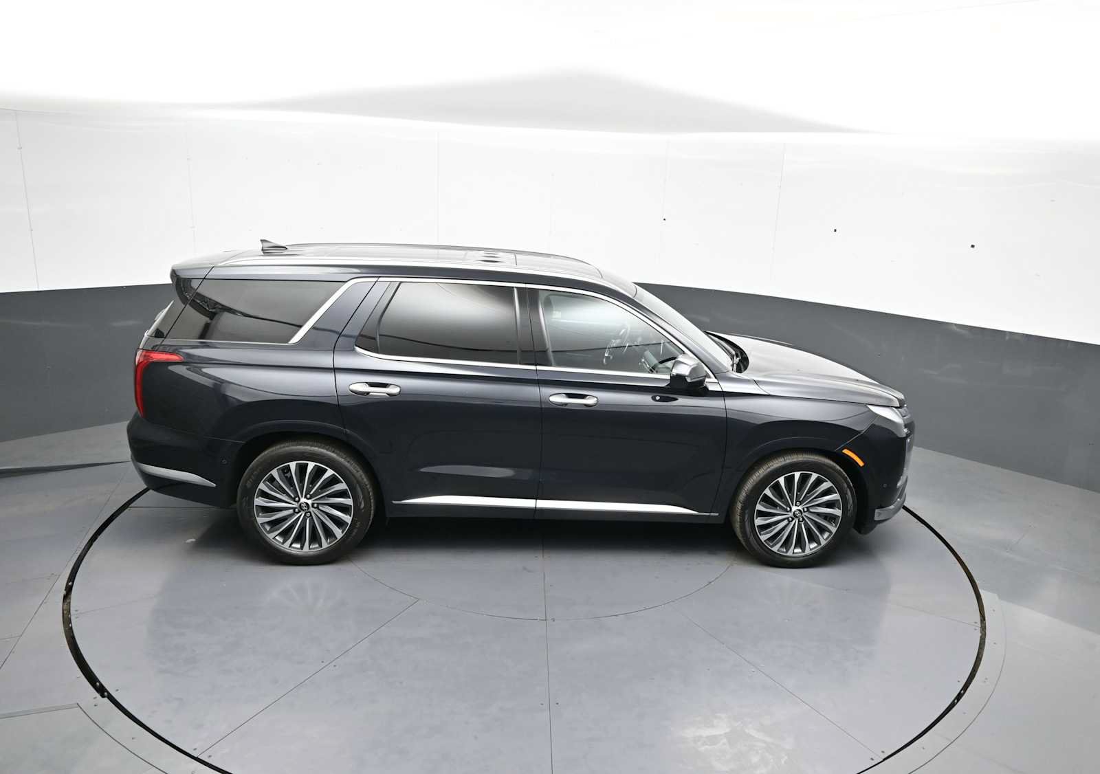 Used 2024 Hyundai Palisade Calligraphy AWD/4WD image 39