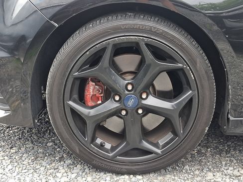Used 2015 Ford Focus ST FWD image 5