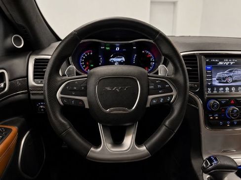 Used 2015 Jeep Grand Cherokee SRT w/ Luxury Group II AWD/4WD image 29
