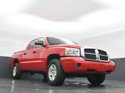 Used 2007 Dodge Dakota SLT w/ Trailer Tow Group AWD/4WD image 10