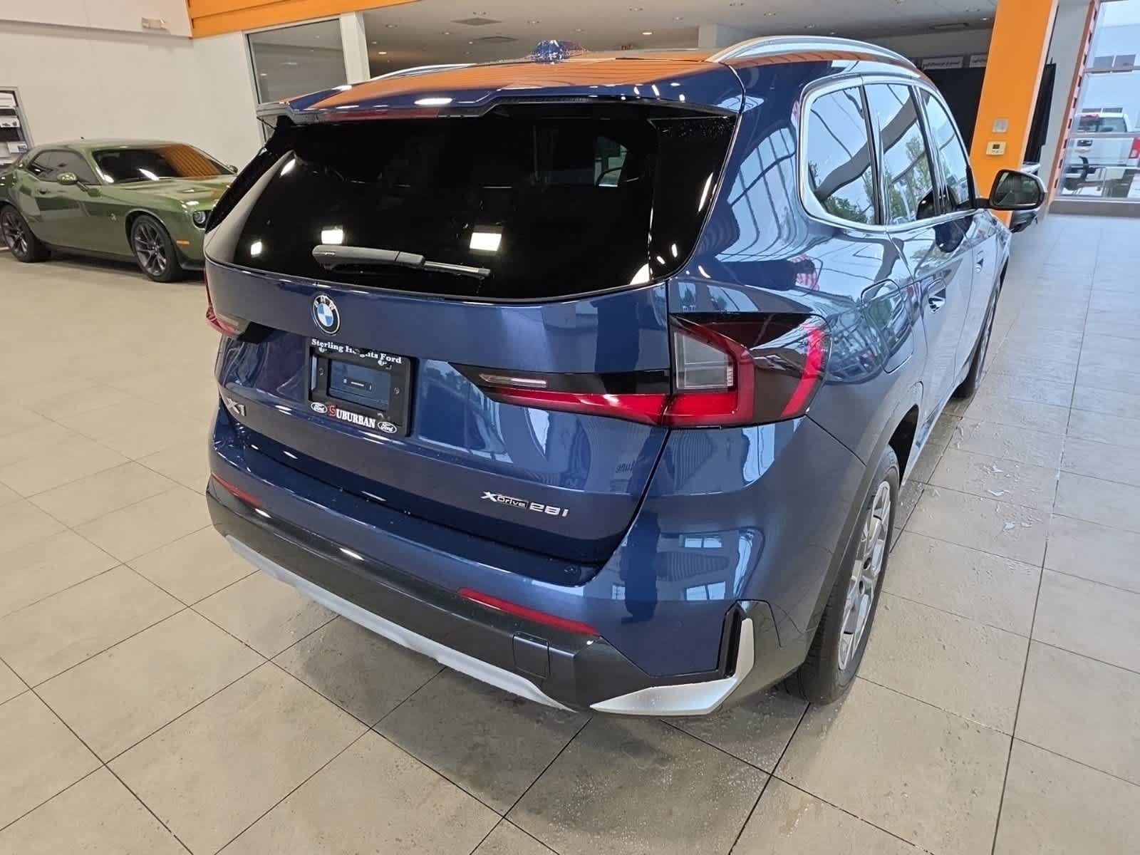 Used 2023 BMW X1 xDrive28i w/ Convenience Package AWD/4WD image 11