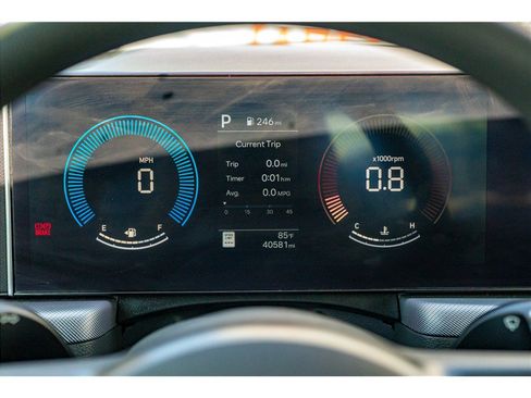 Used 2025 Hyundai Sonata SEL FWD image 10
