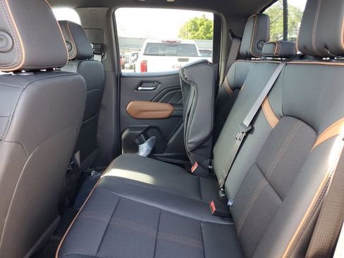 New 2026 GMC Canyon AT4 AWD/4WD image 11