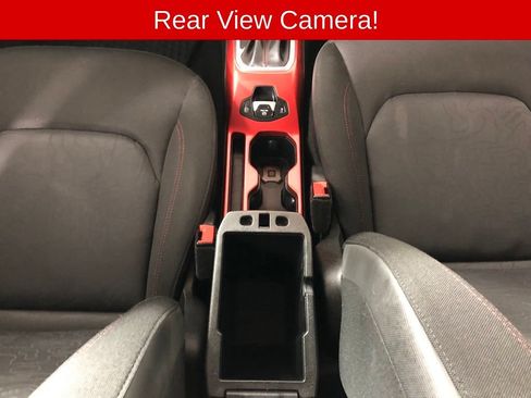 Used 2019 Jeep Renegade Trailhawk w/ Cold Weather Group II AWD/4WD image 8