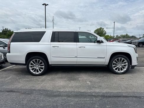 Used 2018 Cadillac Escalade ESV Premium Luxury AWD/4WD image 5