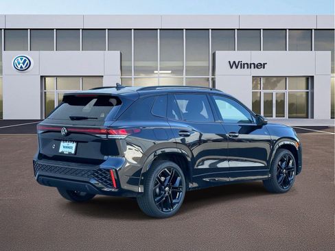 New 2026 Volkswagen Tiguan SE R-Line image 5