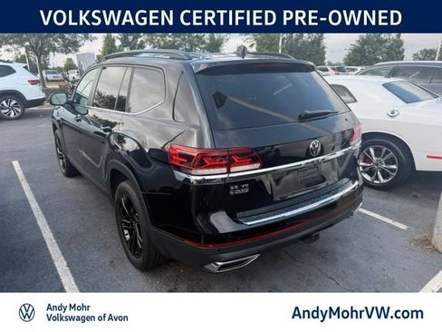 Used 2023 Volkswagen Atlas SE w/ Black Wheel Package AWD/4WD image 3