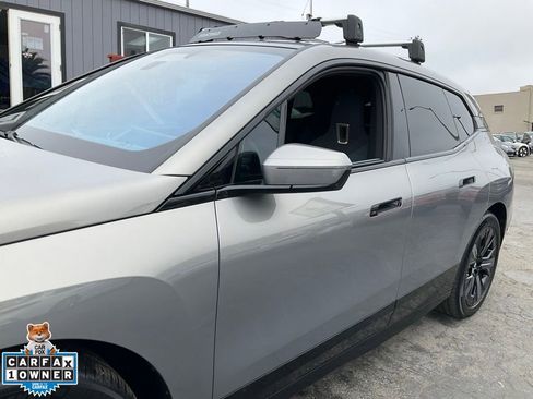 Used 2023 BMW iX xDrive50 w/ Sport Package AWD/4WD image 88