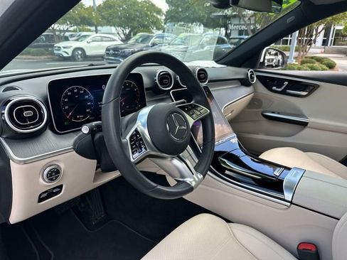 Used 2025 Mercedes-Benz C 300 Sedan image 17
