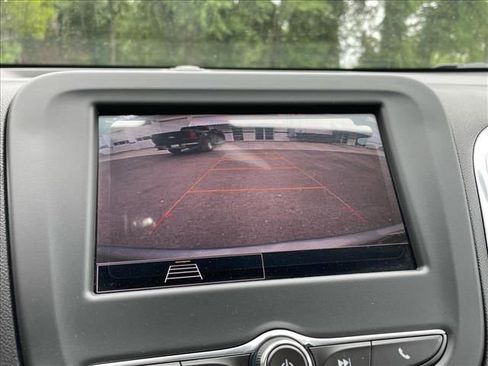 Used 2023 Chevrolet Equinox LT FWD image 23