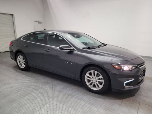 Used 2018 Chevrolet Malibu LT w/ Driver Confidence Package FWD image 11