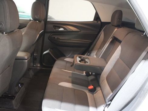 Used 2024 Chevrolet TrailBlazer LT w/ Convenience Package FWD image 23