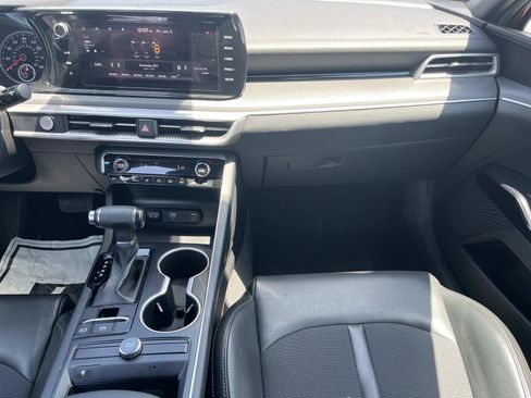 Used 2022 Kia K5 GT-Line FWD image 13