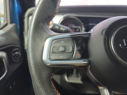 Used 2023 Jeep Gladiator Mojave w/ Trailer Tow Package image 20