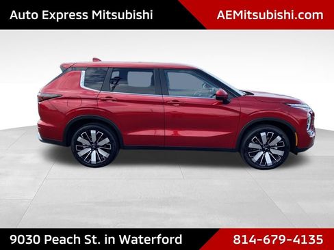 New 2026 Mitsubishi Outlander SE AWD/4WD image 8
