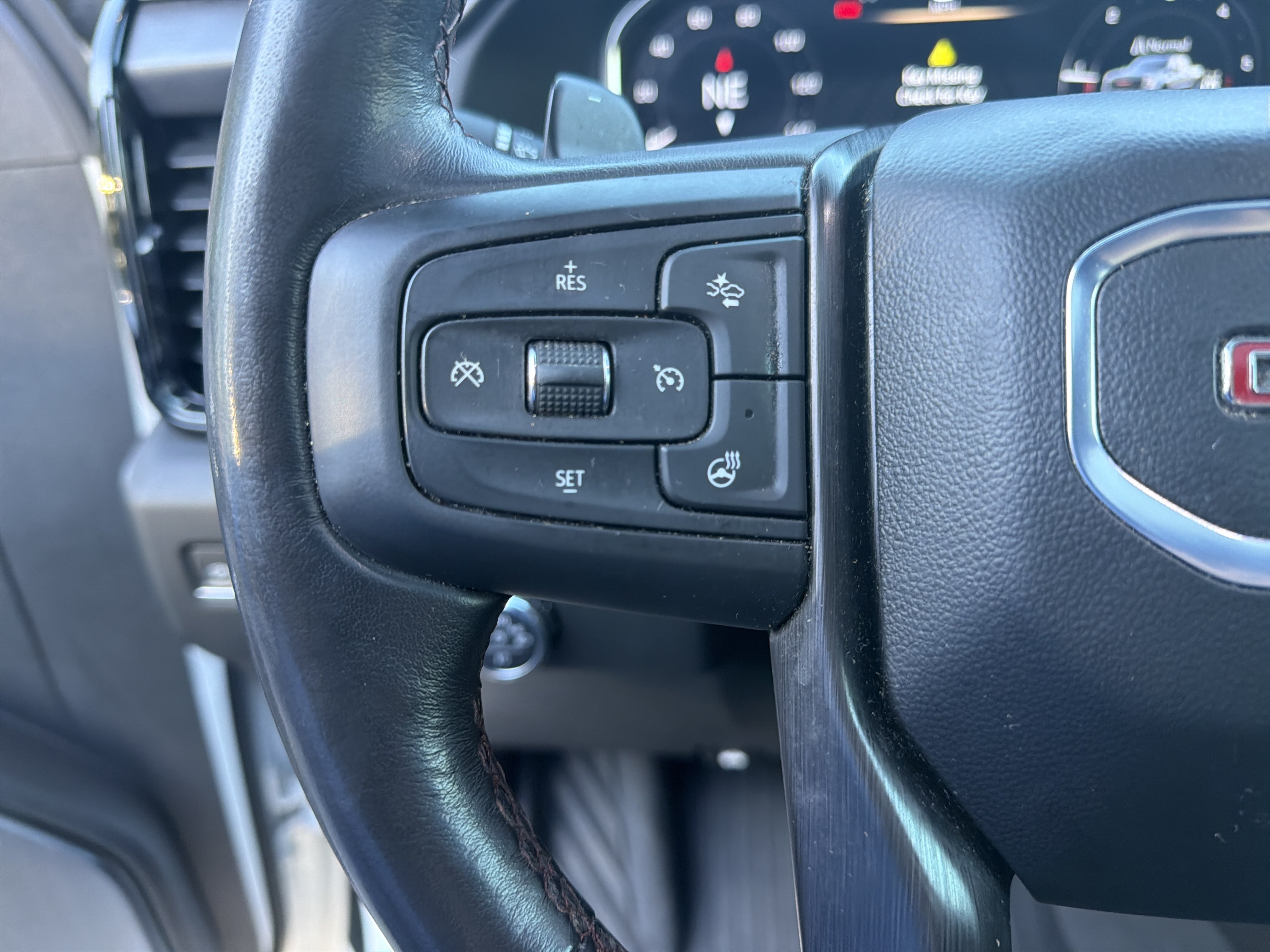 Used 2024 GMC Sierra 1500 AT4X w/ AT4X AEV Edition AWD/4WD image 19