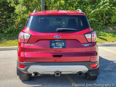 Used 2018 Ford Escape Titanium AWD/4WD image 5