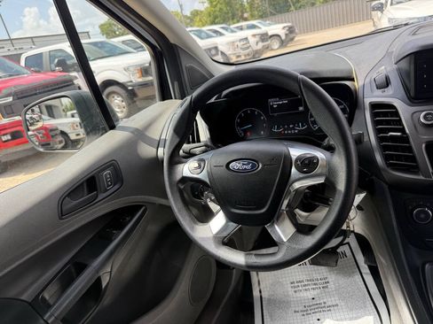 Used 2019 Ford Transit Connect XL FWD image 15