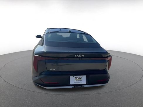 Used 2025 Kia K4 LXS image 12