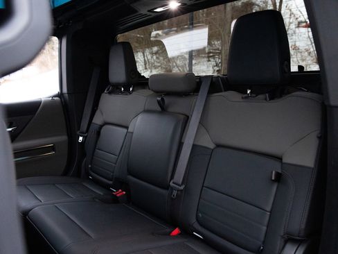 Used 2024 GMC Hummer EV 3X w/ Battery Pack, 24 Module Pack image 28