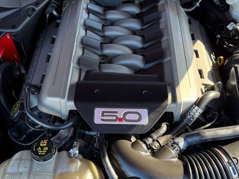 Used 2016 Ford Mustang GT image 41