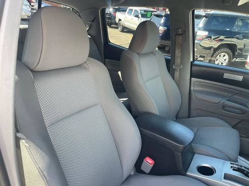 Used 2012 Toyota Tacoma 4x4 Double Cab w/ TRD Off-Road Pkg image 31