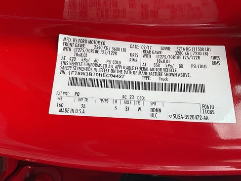 Used 2017 Ford F350 XLT w/ XLT Premium Package AWD/4WD image 19