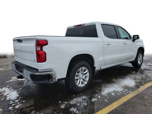 Used 2025 Chevrolet Silverado 1500 LT image 4