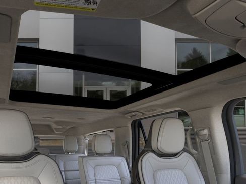 New 2024 Lincoln Navigator L Black Label image 32