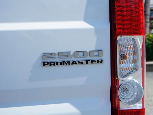 Used 2025 RAM ProMaster 2500 w/ Convenience Group FWD image 42