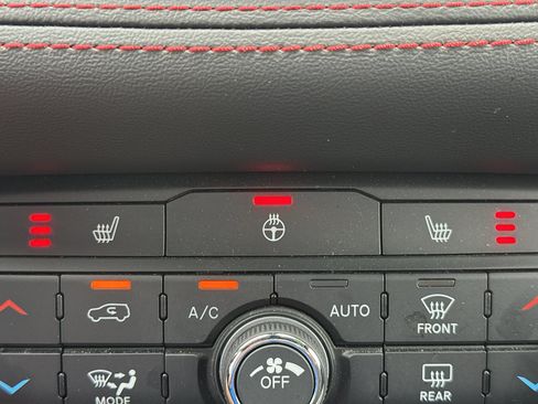 Used 2026 Dodge Durango GT AWD/4WD image 29