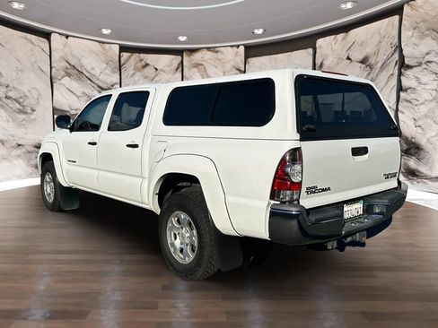 Used 2015 Toyota Tacoma PreRunner w/ SR5 Package RWD image 8
